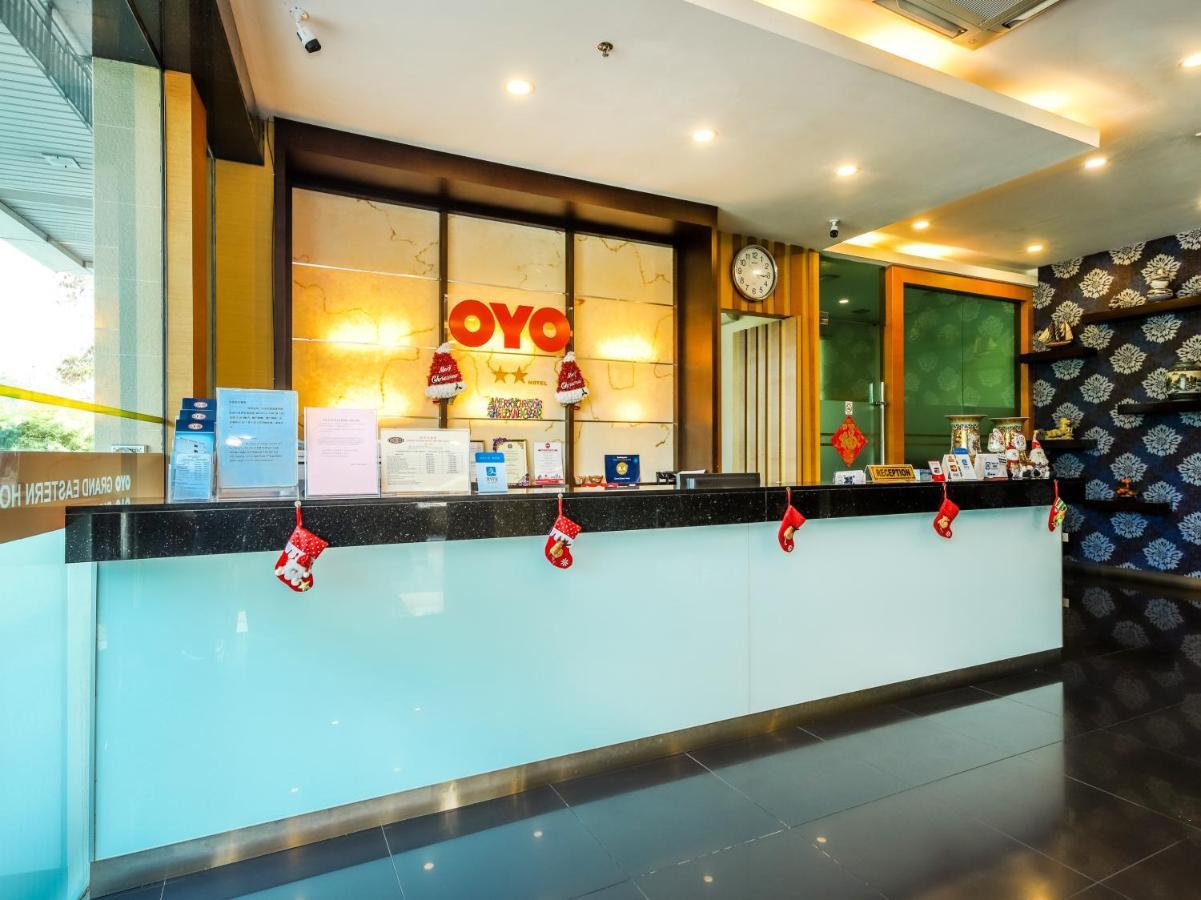 Oyo 371 Grand Eastern Hotel Kota Kinabalu Buitenkant foto